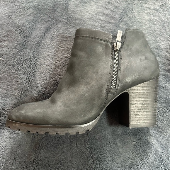 Lucky Brand Noryn Black Booties Size 10 - Picture 10 of 10